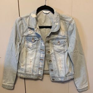 Jean jacket me to look ripped